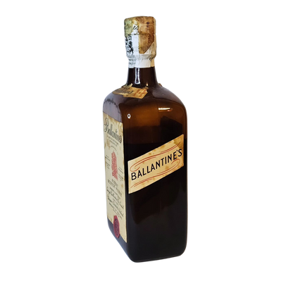 Antigua Botella Whisky Ballantine’s Sellada