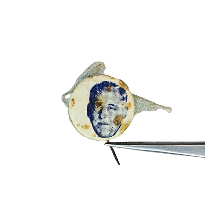Pin Cartón Luis Alberto de Herrera