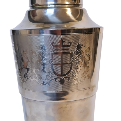 Antigua coctelera